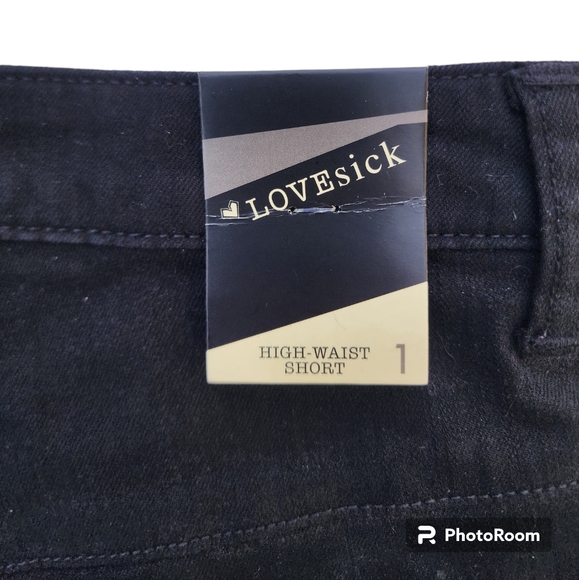 Hot Topic Lovesick High Waisted Shorts - Picture 4 of 4